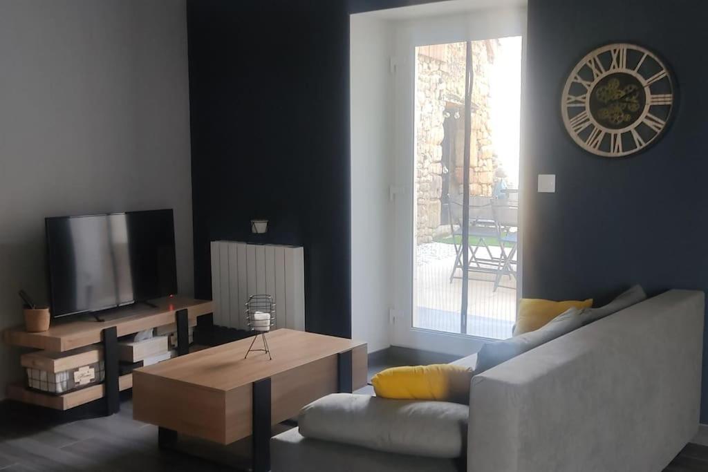 Holiday home Maison Moderne Jublains